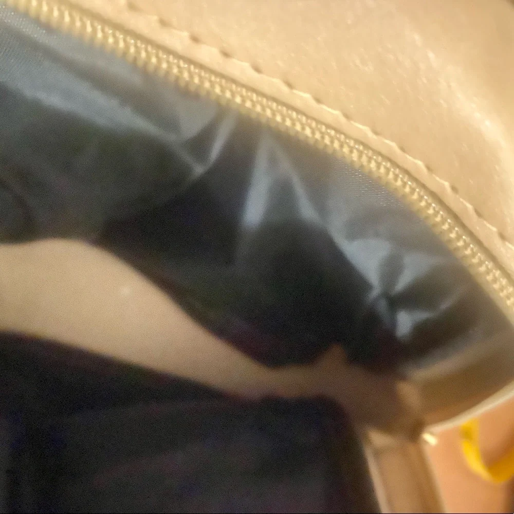 Small backpack - Picture 4 of 6